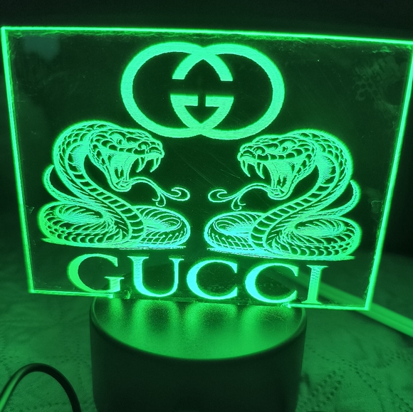 Gucci LED Light with Dual Snake Design Personalized - Picture 3 of 4